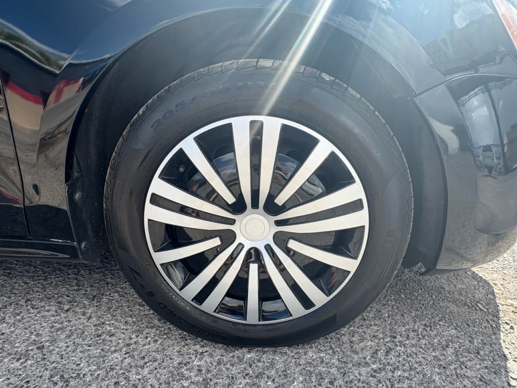 2014 Volkswagen Jetta Image 30