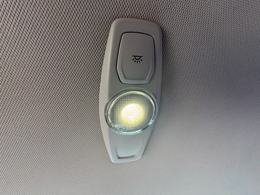 2016 Ford Fusion Image 24