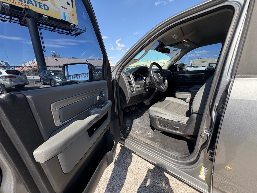 2013 RAM 1500 Image 11