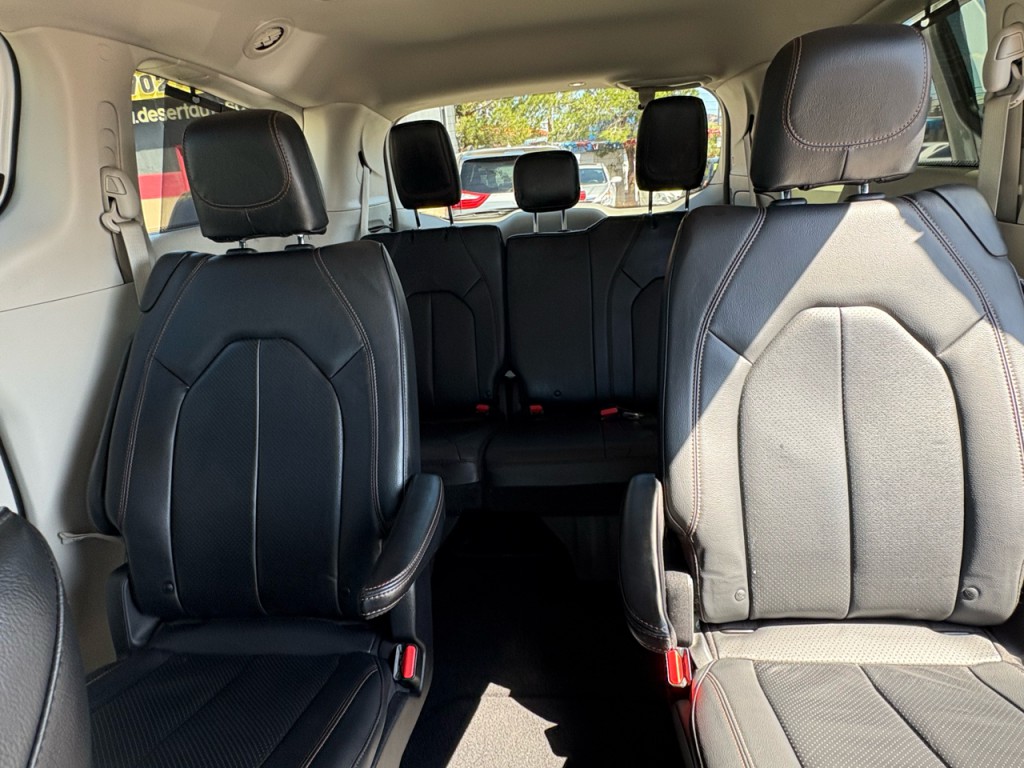 2019 Chrysler Pacifica Image 23