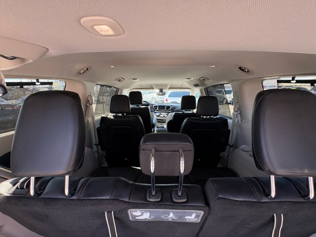 2019 Chrysler Pacifica Image 39