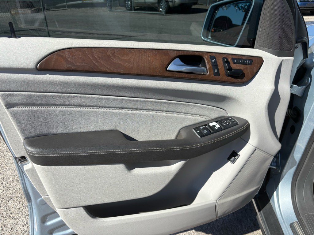 2014 Mercedes-Benz M-Class Image 10