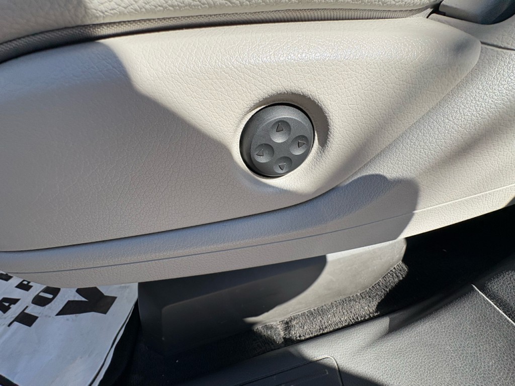2014 Mercedes-Benz M-Class Image 21