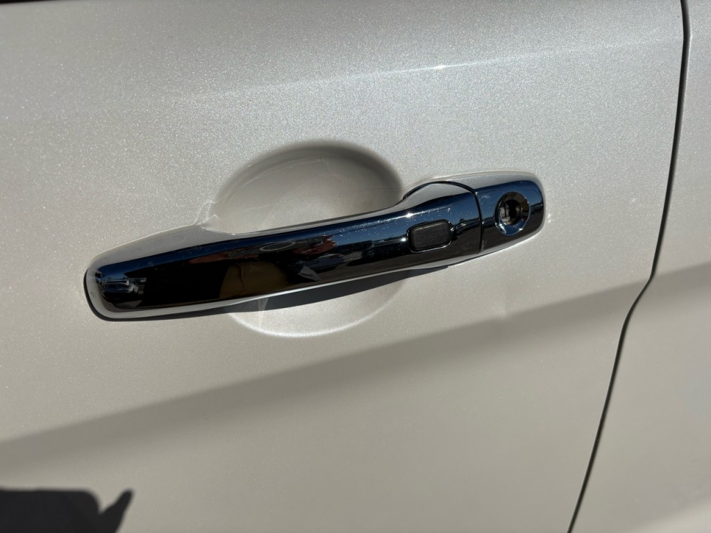 2014 Ford Explorer Image 10