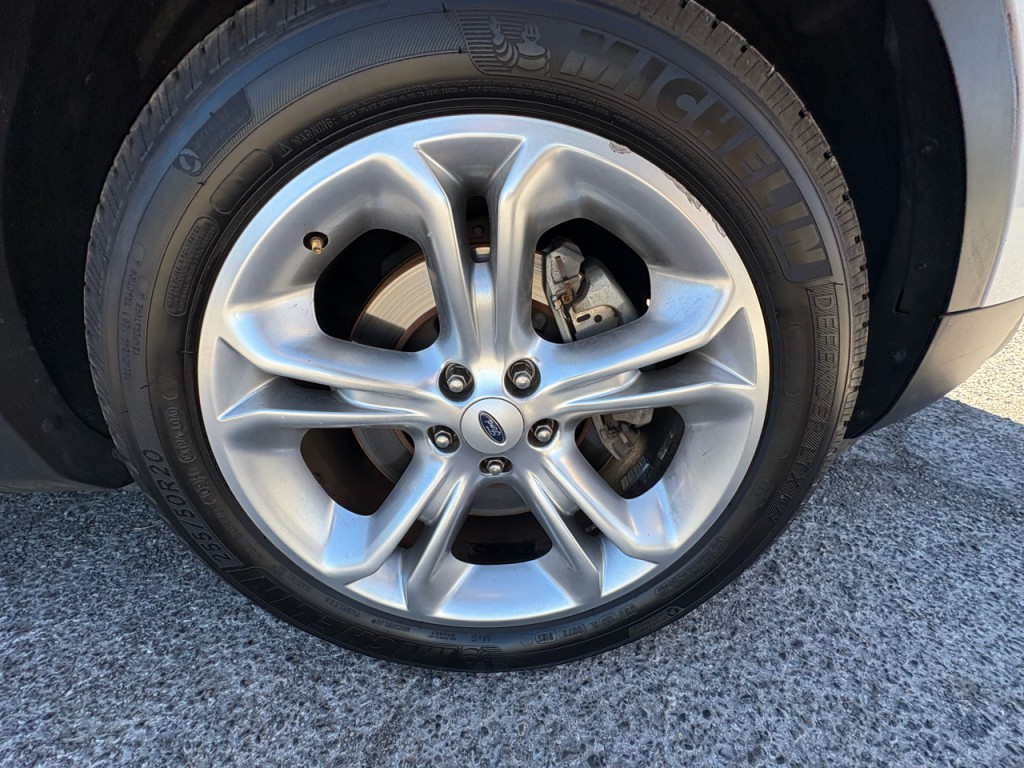 2014 Ford Explorer Image 34