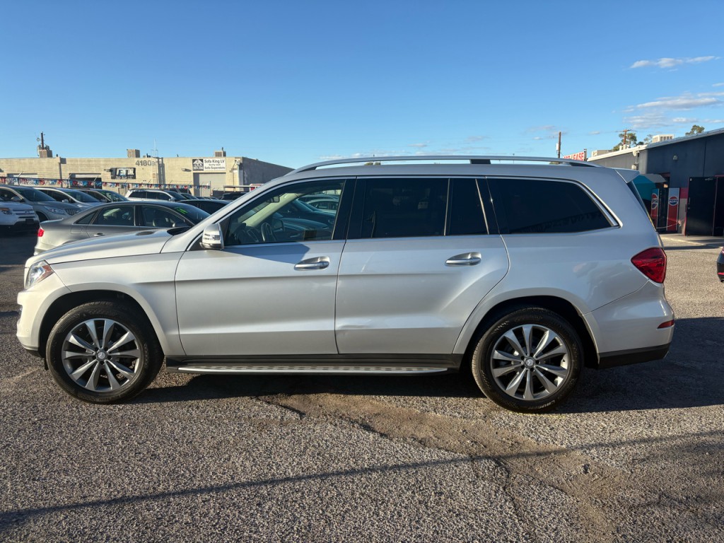 2016 Mercedes-Benz GL-Class Image 3