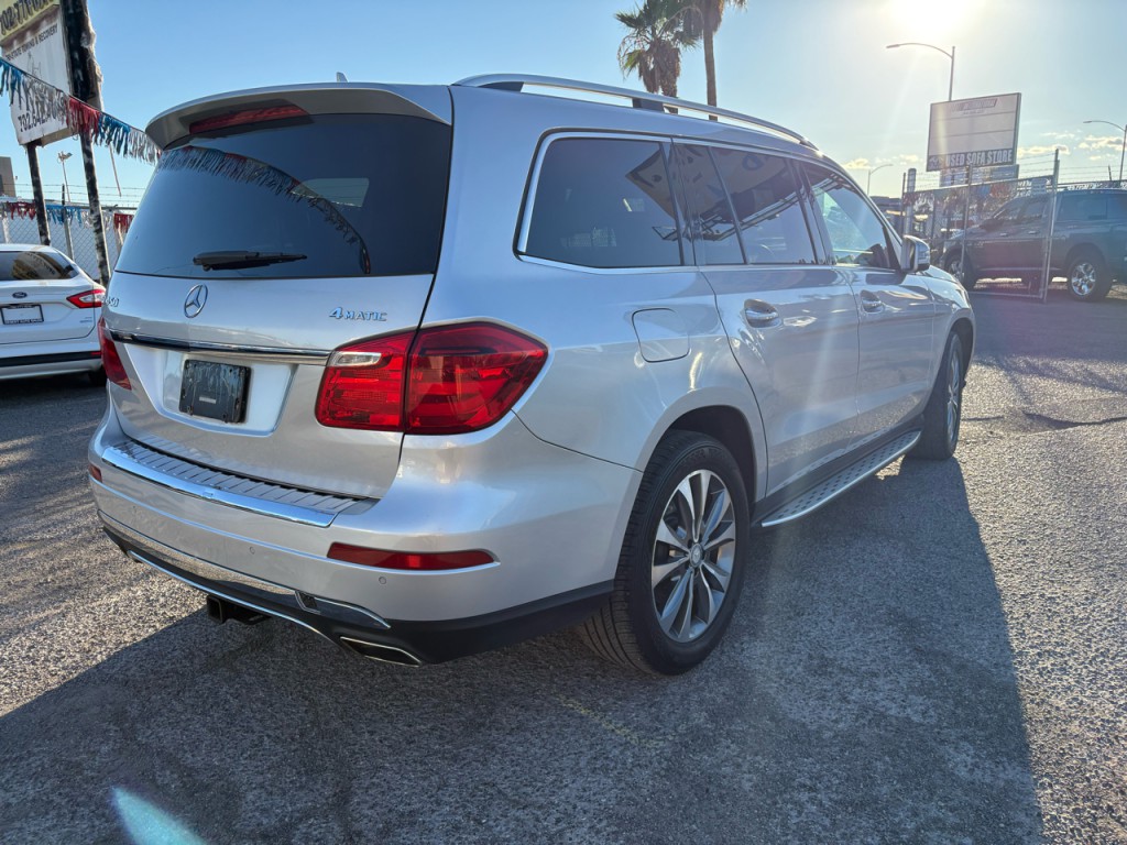 2016 Mercedes-Benz GL-Class Image 6