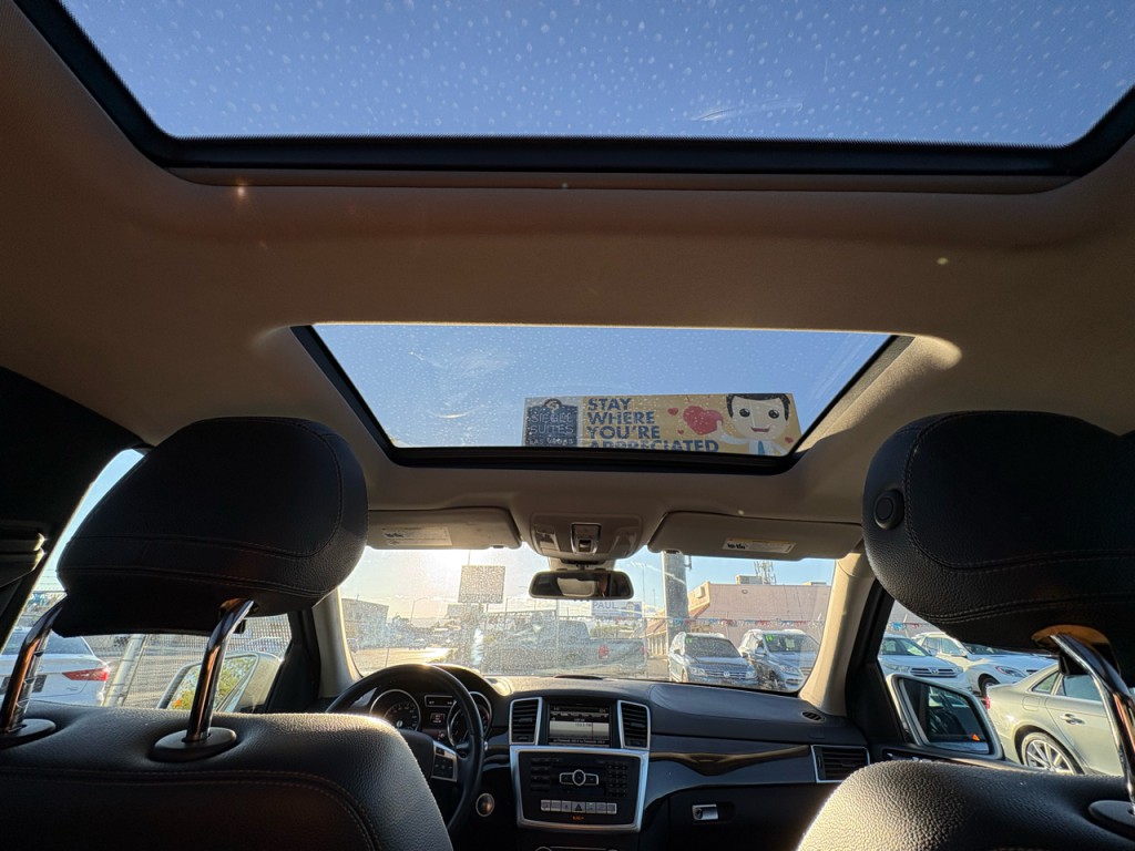 2016 Mercedes-Benz GL-Class Image 20