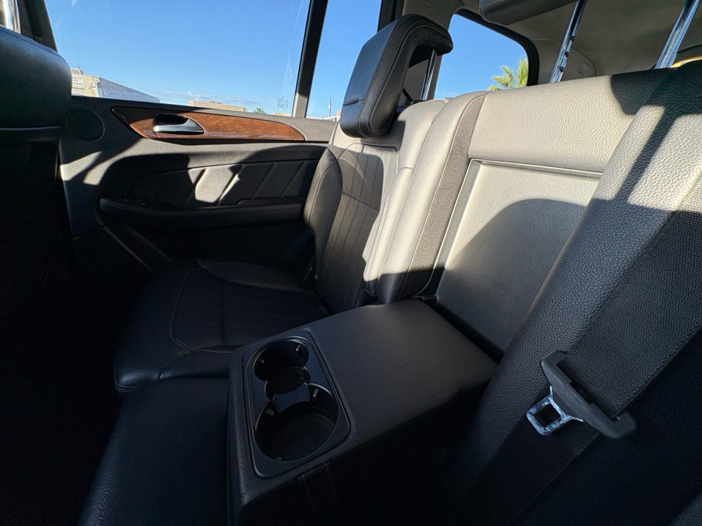 2016 Mercedes-Benz GL-Class Image 21