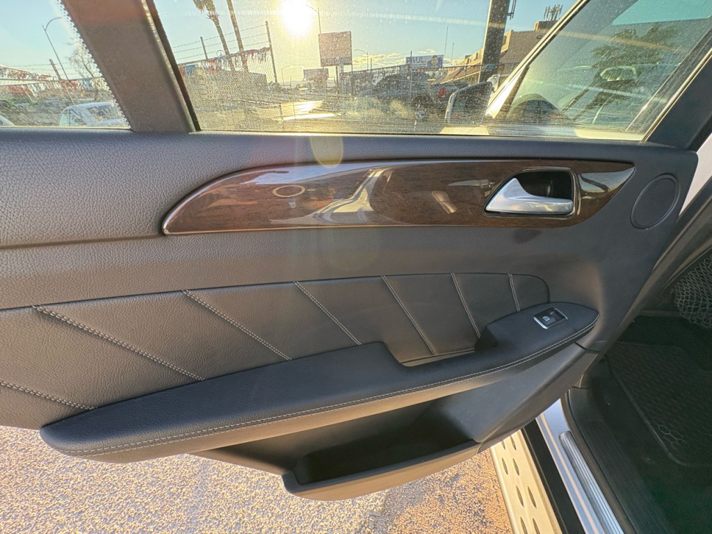 2016 Mercedes-Benz GL-Class Image 22
