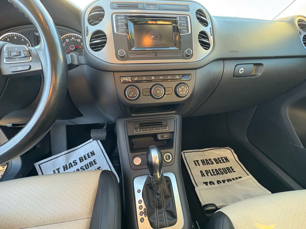 2016 Volkswagen Tiguan Image 14
