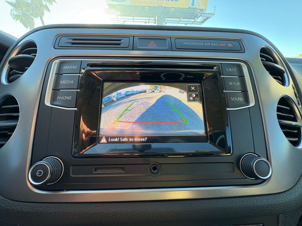 2016 Volkswagen Tiguan Image 16