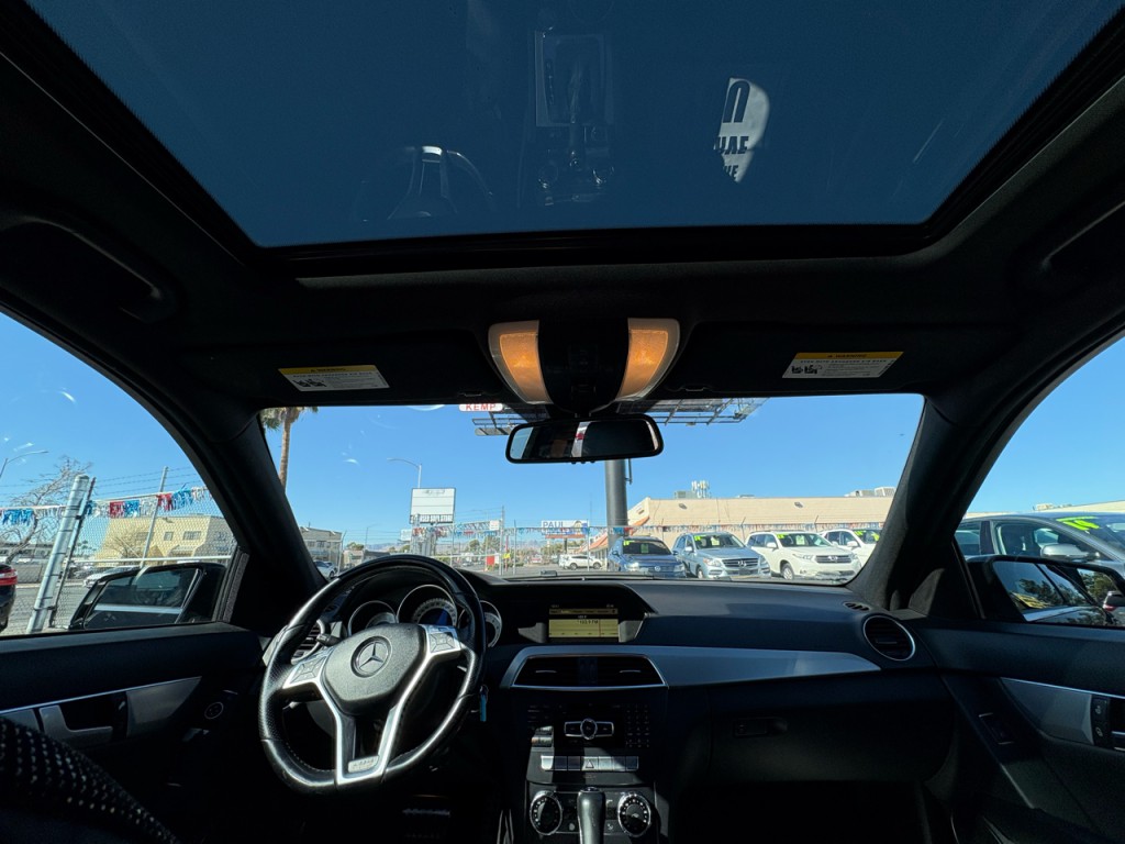 2012 Mercedes-Benz C-Class Image 28