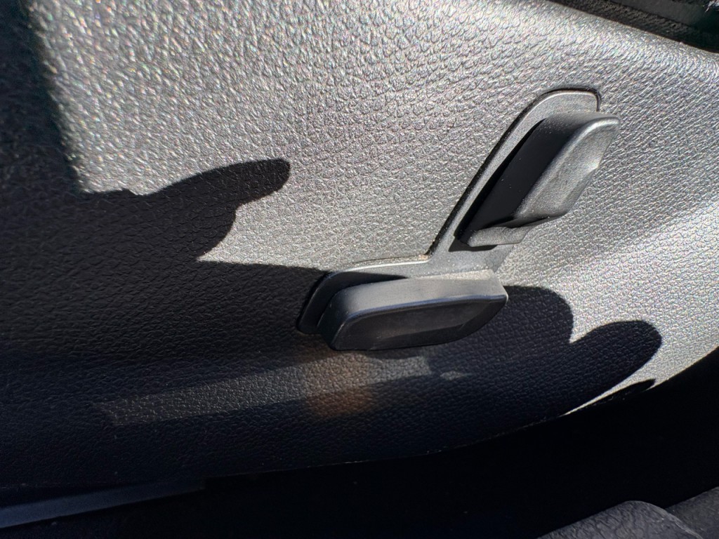 2012 Mercedes-Benz C-Class Image 14