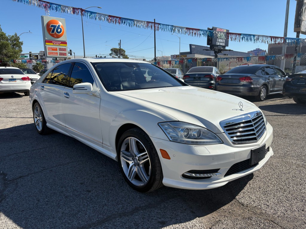 2013 Mercedes-Benz S-Class Image 8