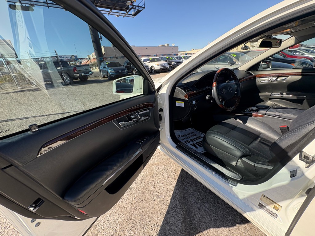 2013 Mercedes-Benz S-Class Image 10