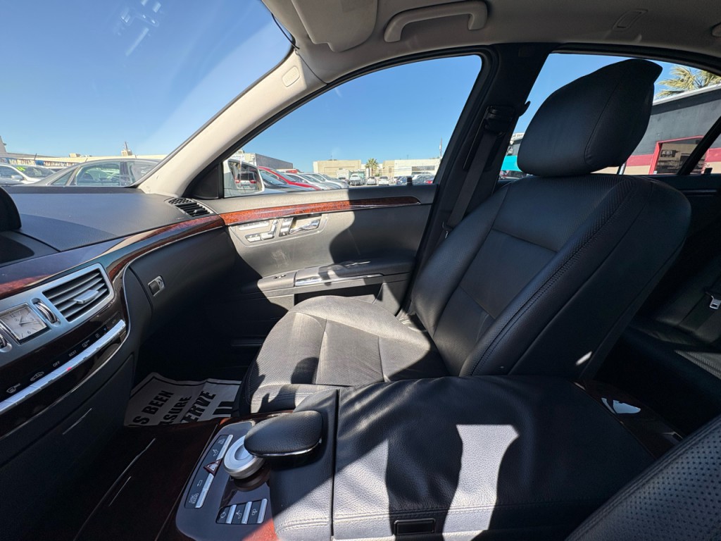 2013 Mercedes-Benz S-Class Image 18