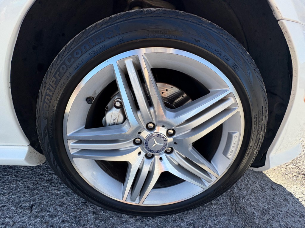 2013 Mercedes-Benz S-Class Image 34