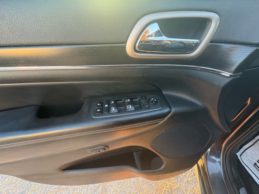 2014 Jeep Grand Cherokee Image 10