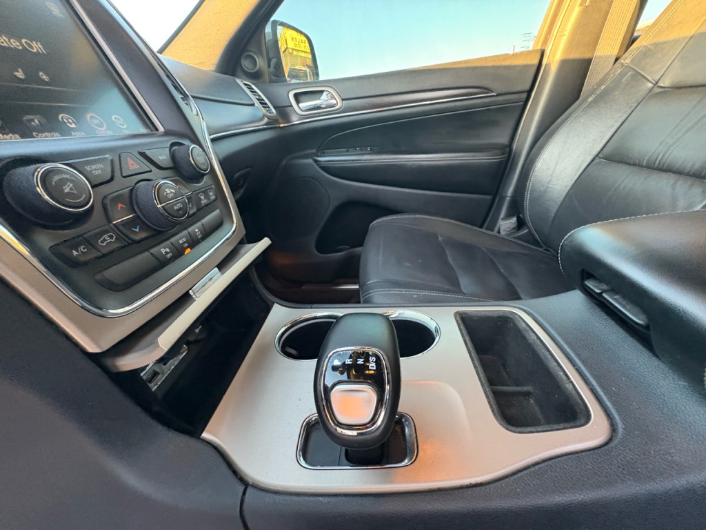 2014 Jeep Grand Cherokee Image 16