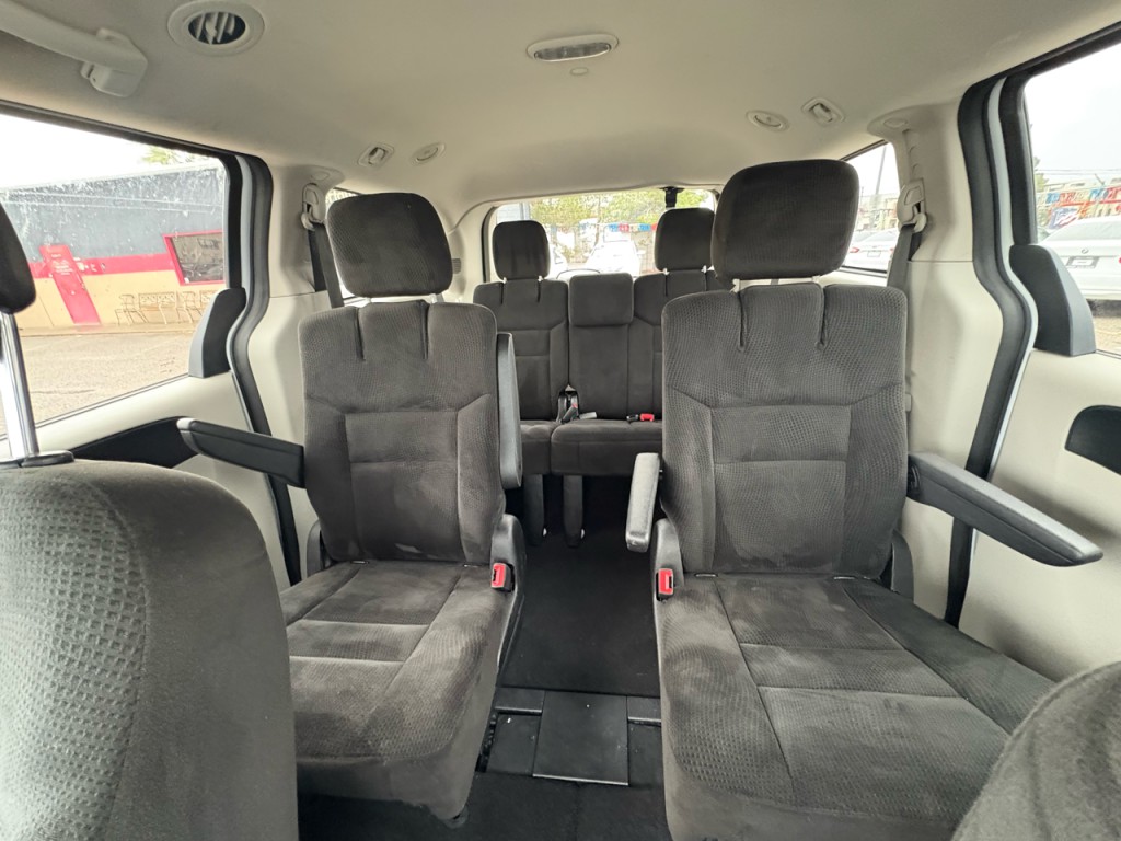 2016 Dodge Grand Caravan Image 17