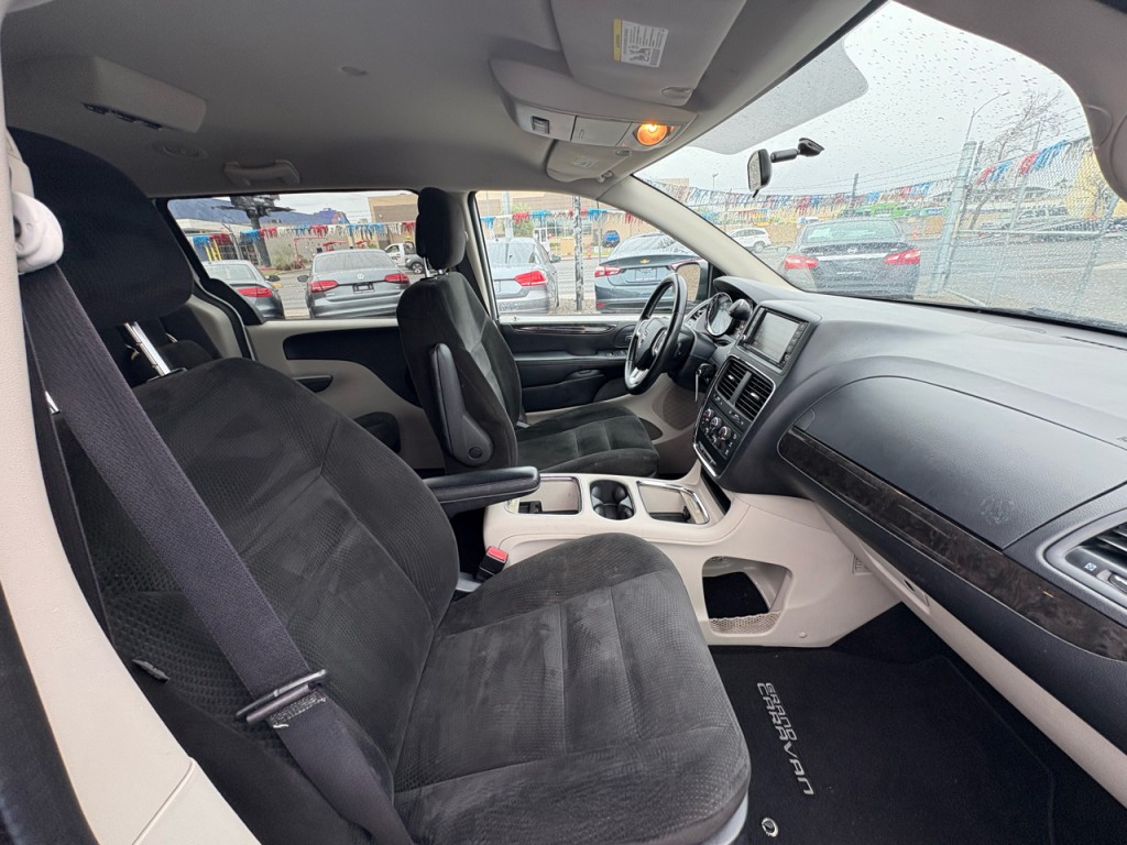 2016 Dodge Grand Caravan Image 31