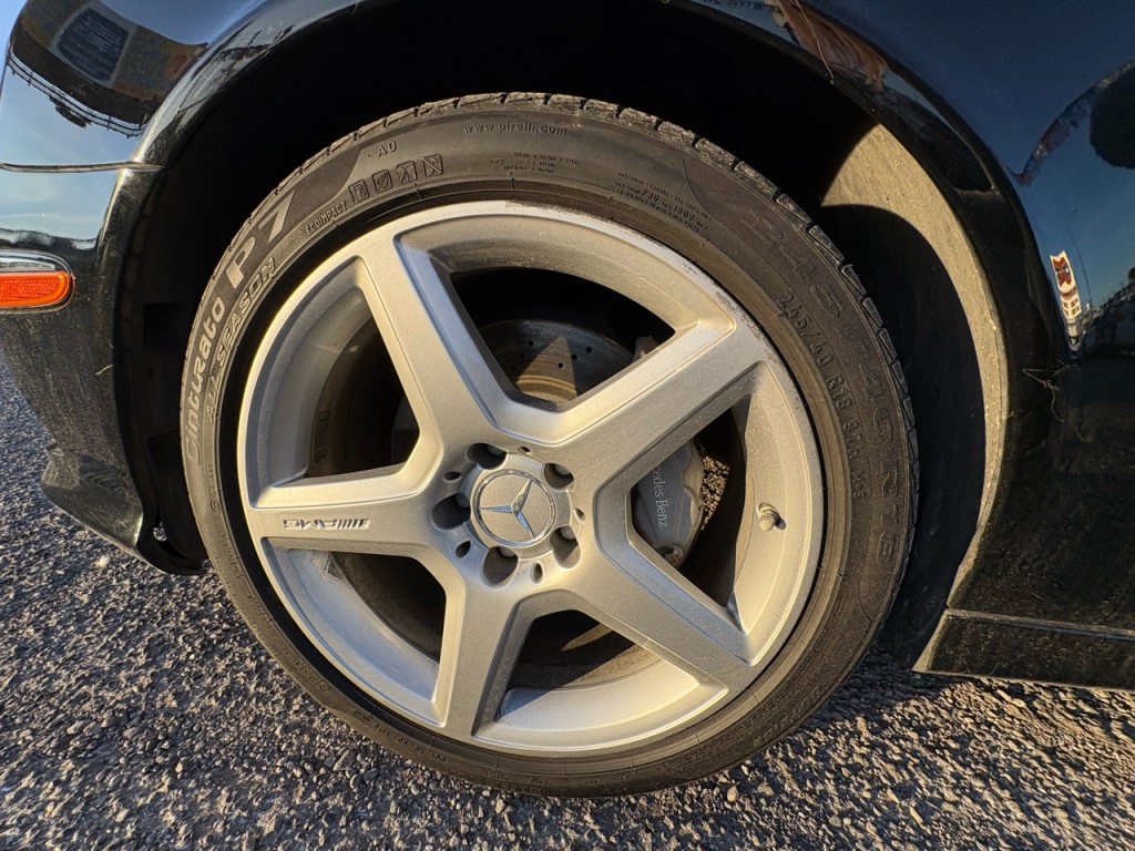 2009 Mercedes-Benz E-Class Image 23