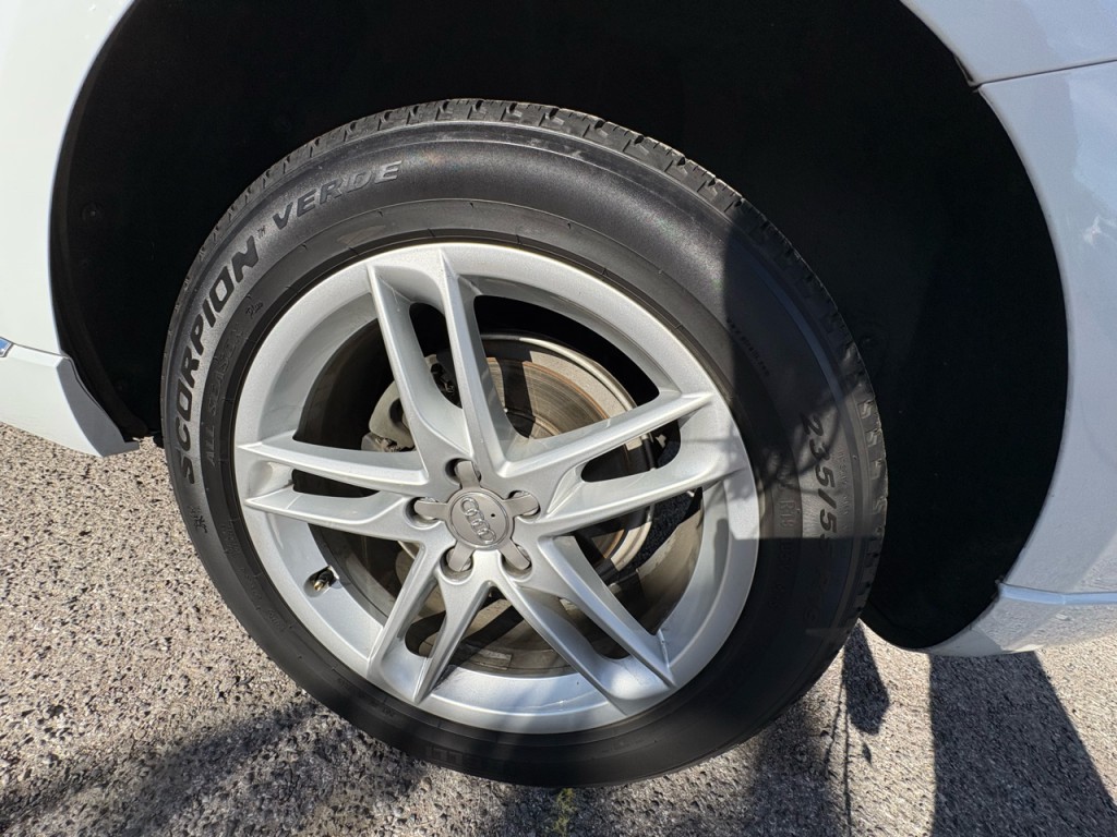 2013 Audi Q5 Image 41