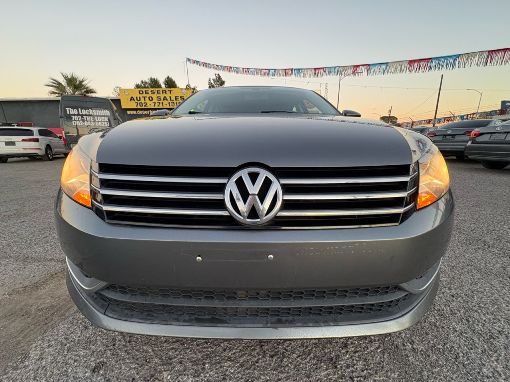 2012 Volkswagen Passat Image 9
