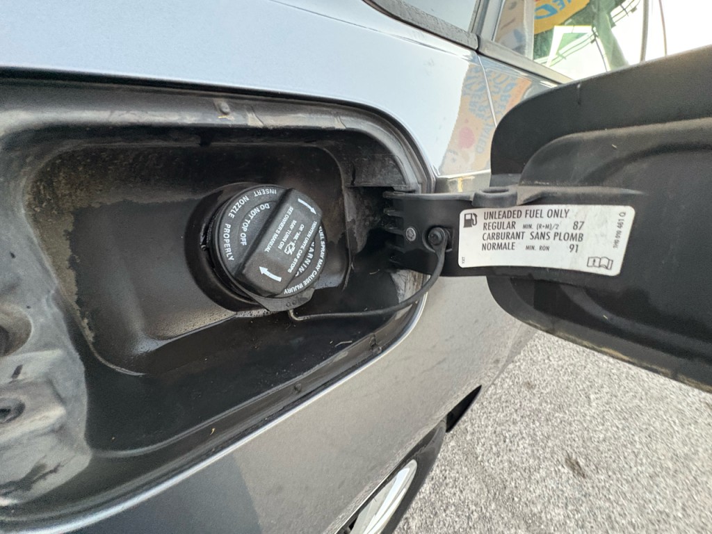 2012 Volkswagen Passat Image 31