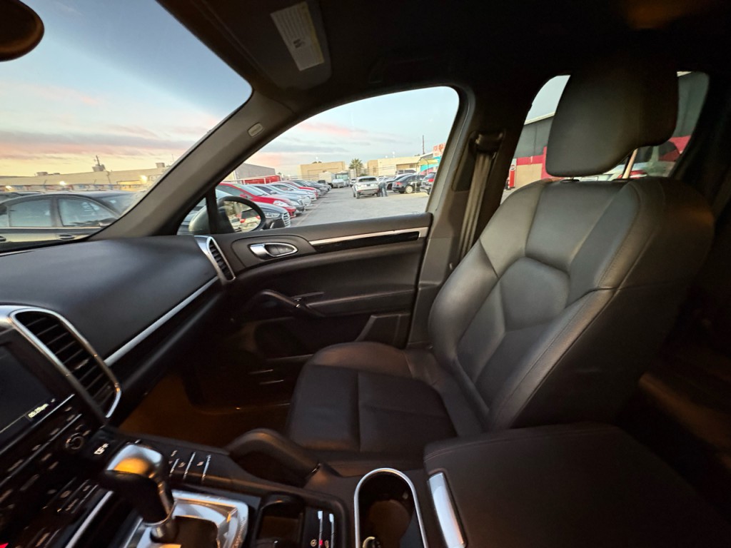 2013 Porsche Cayenne Image 26