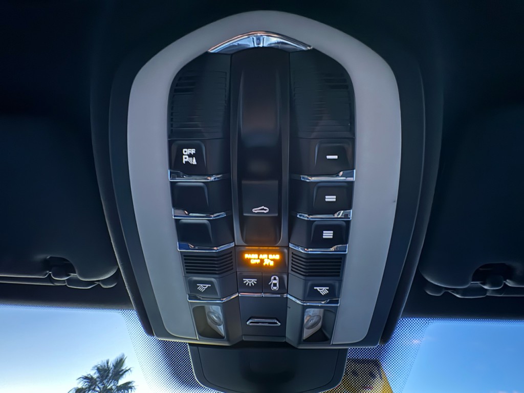 2013 Porsche Cayenne Image 33