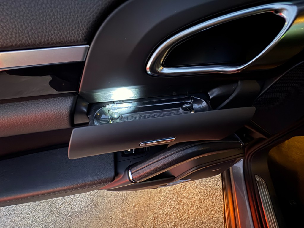 2013 Porsche Cayenne Image 39