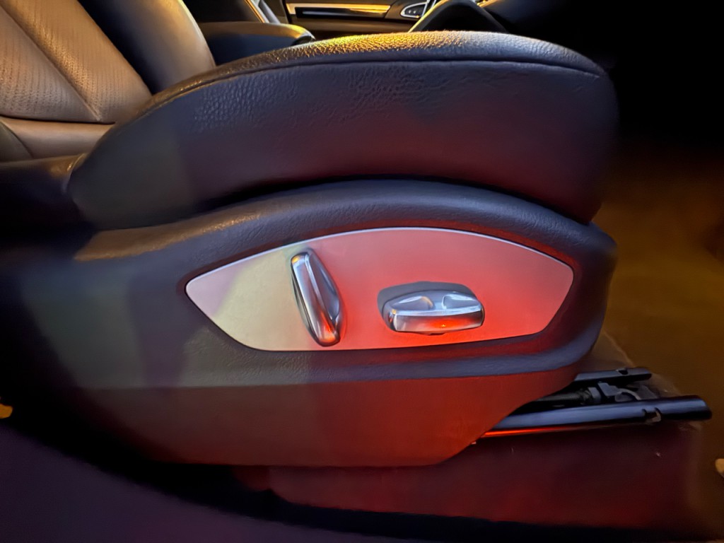 2013 Porsche Cayenne Image 53