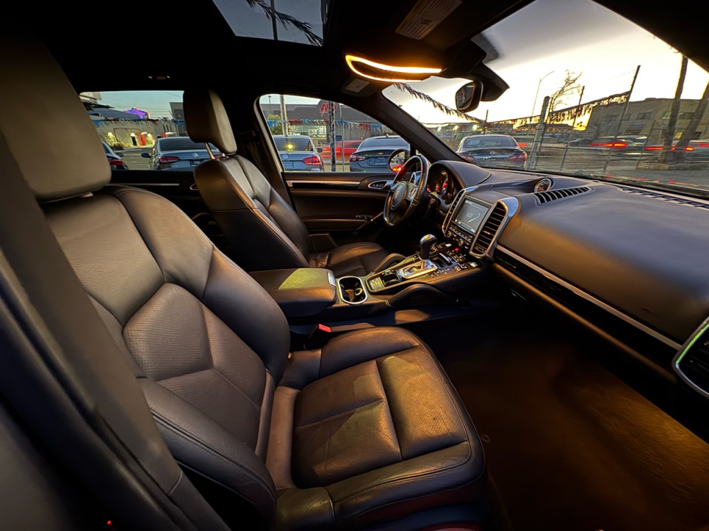 2013 Porsche Cayenne Image 54