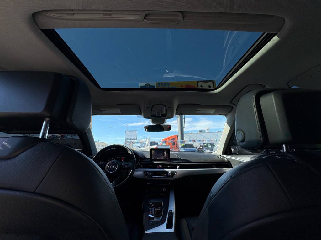 2018 Audi A4 Image 26