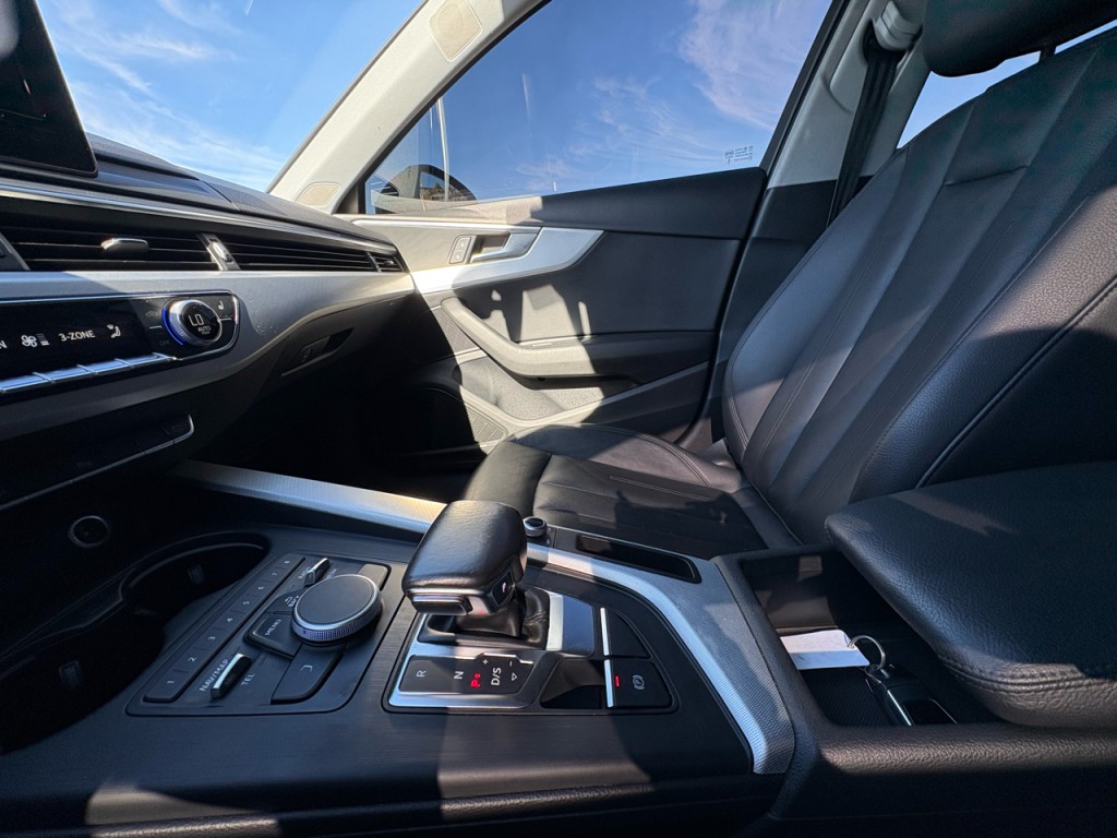 2018 Audi A4 Image 18