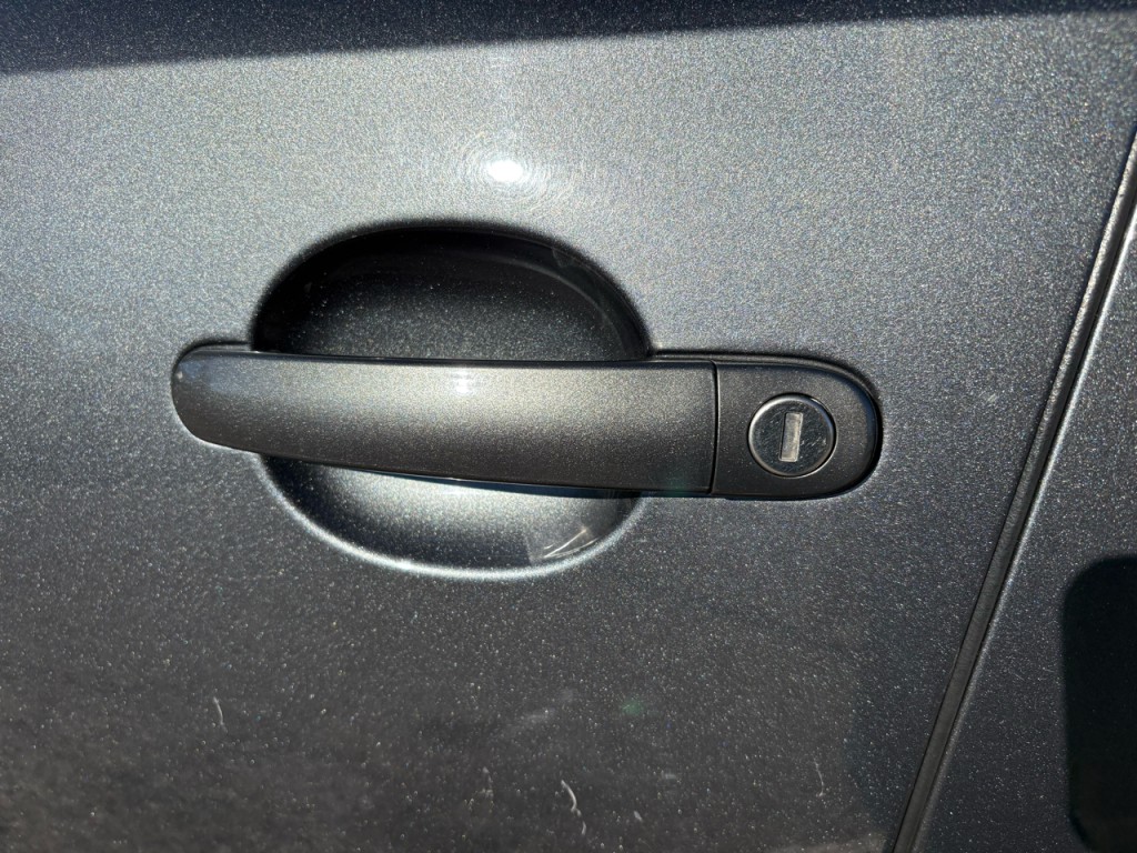 2012 Volkswagen Jetta Image 9