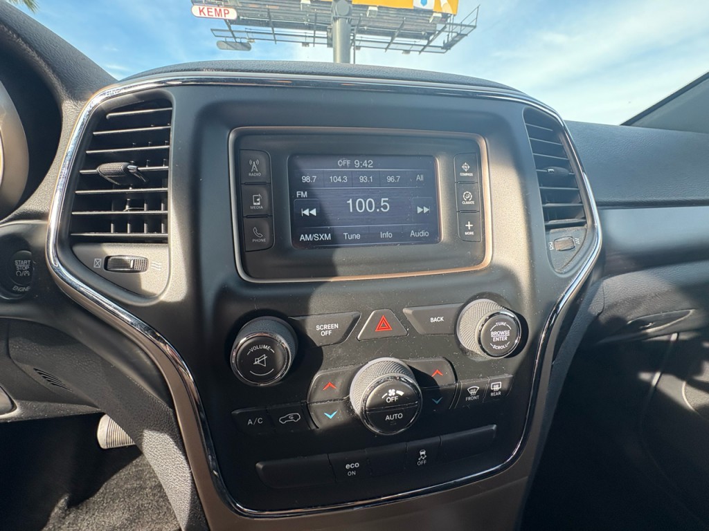 2014 Jeep Grand Cherokee Image 17