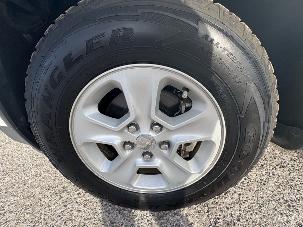 2014 Jeep Grand Cherokee Image 26