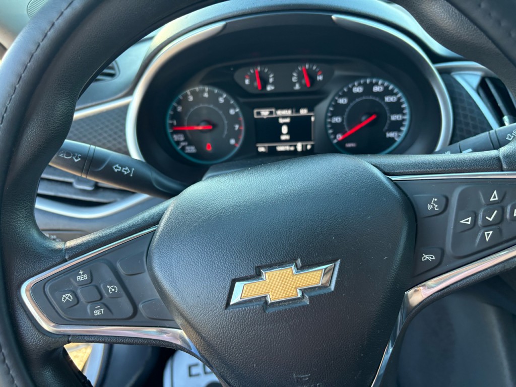 2017 Chevrolet Malibu Image 22