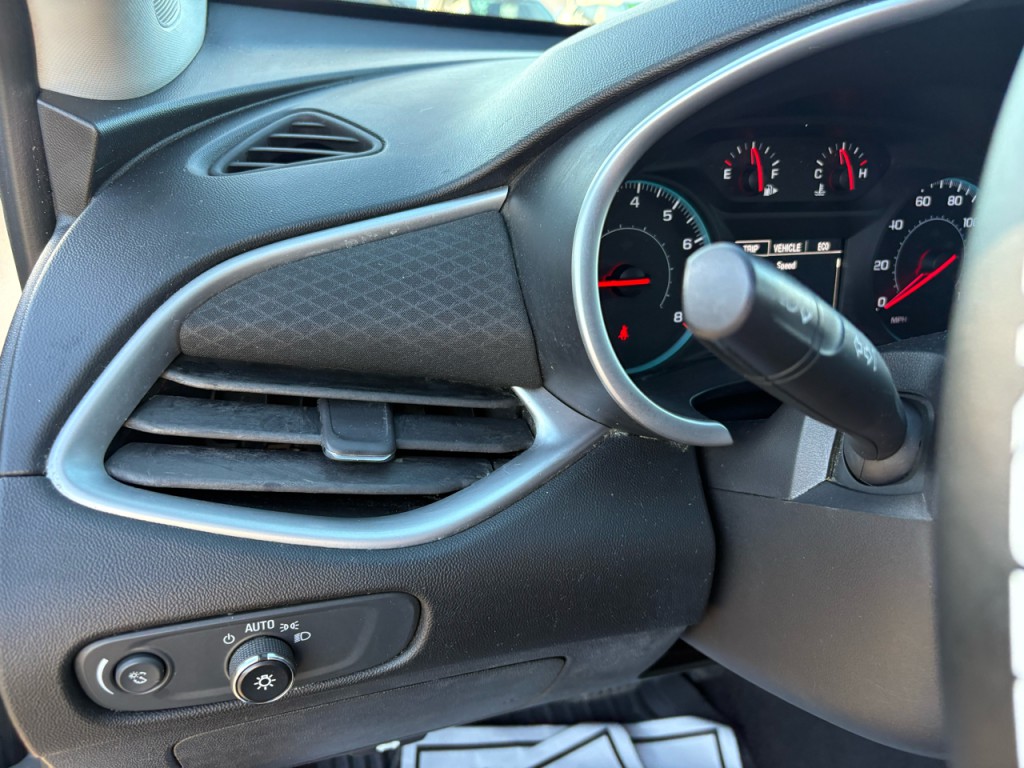 2017 Chevrolet Malibu Image 23