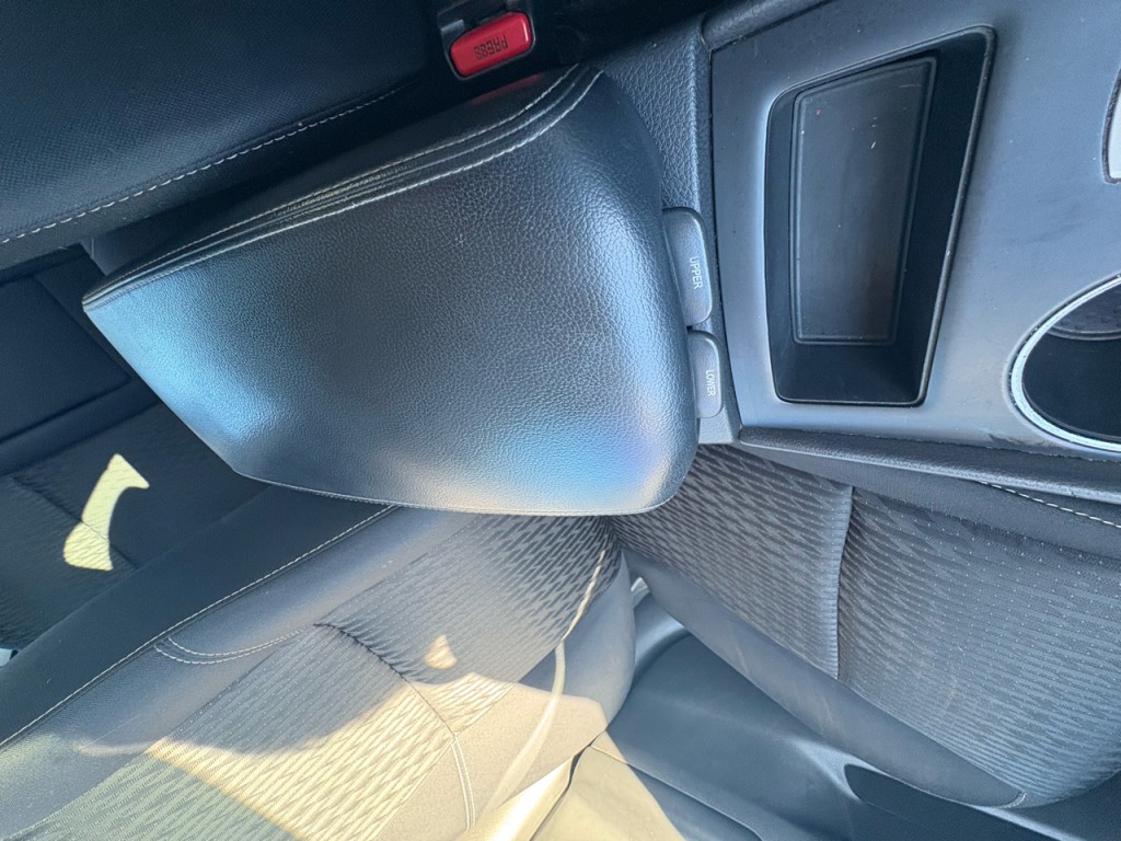 2017 Nissan Altima Image 19