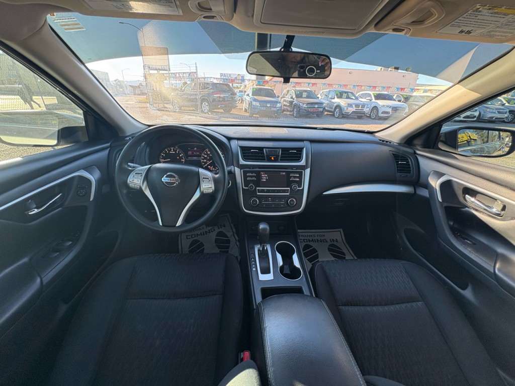 2017 Nissan Altima Image 25