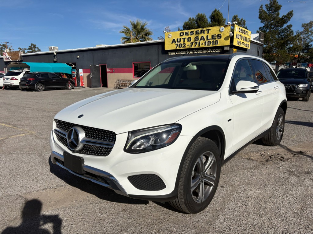 2019 Mercedes-Benz GLC-Class Image 2