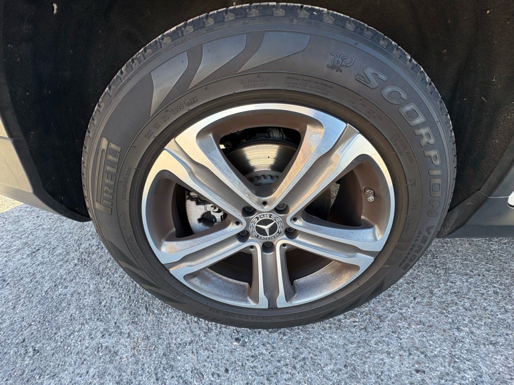 2019 Mercedes-Benz GLC-Class Image 40