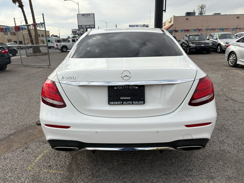 2017 Mercedes-Benz E-Class Image 4