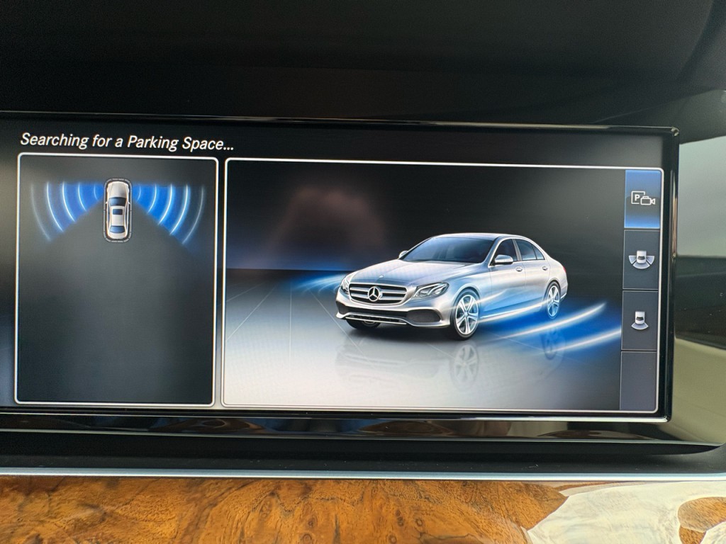 2017 Mercedes-Benz E-Class Image 23