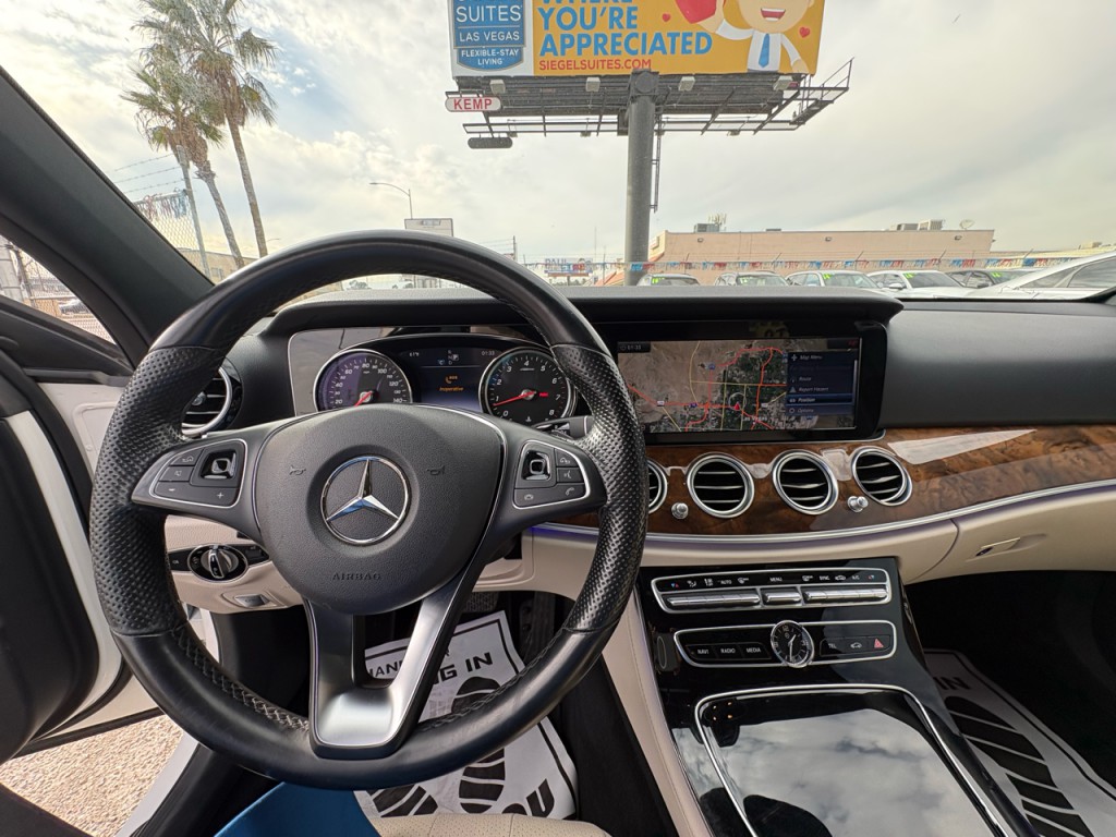 2017 Mercedes-Benz E-Class Image 24