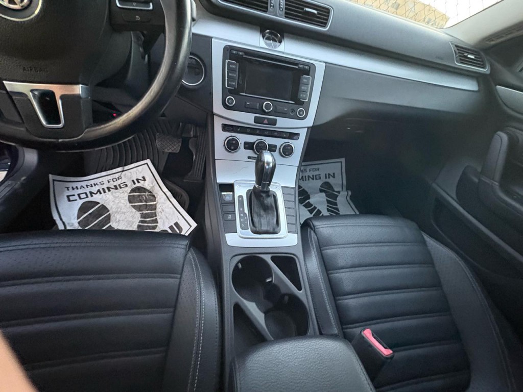 2015 Volkswagen CC Image 16